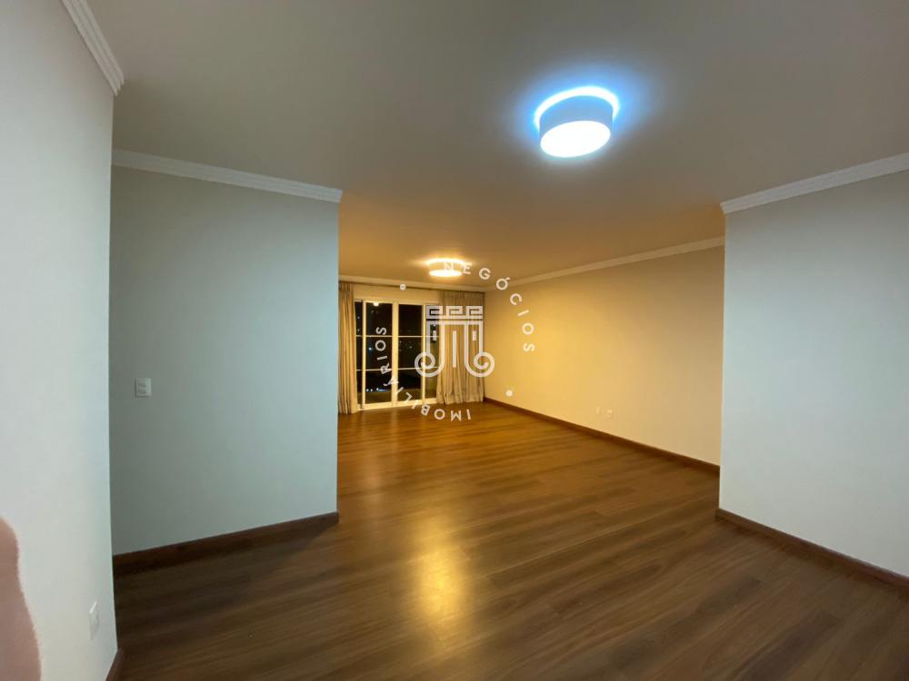 Alugar Apartamento / Padrão em Jundiaí R$ 8.200,00 - Foto 2