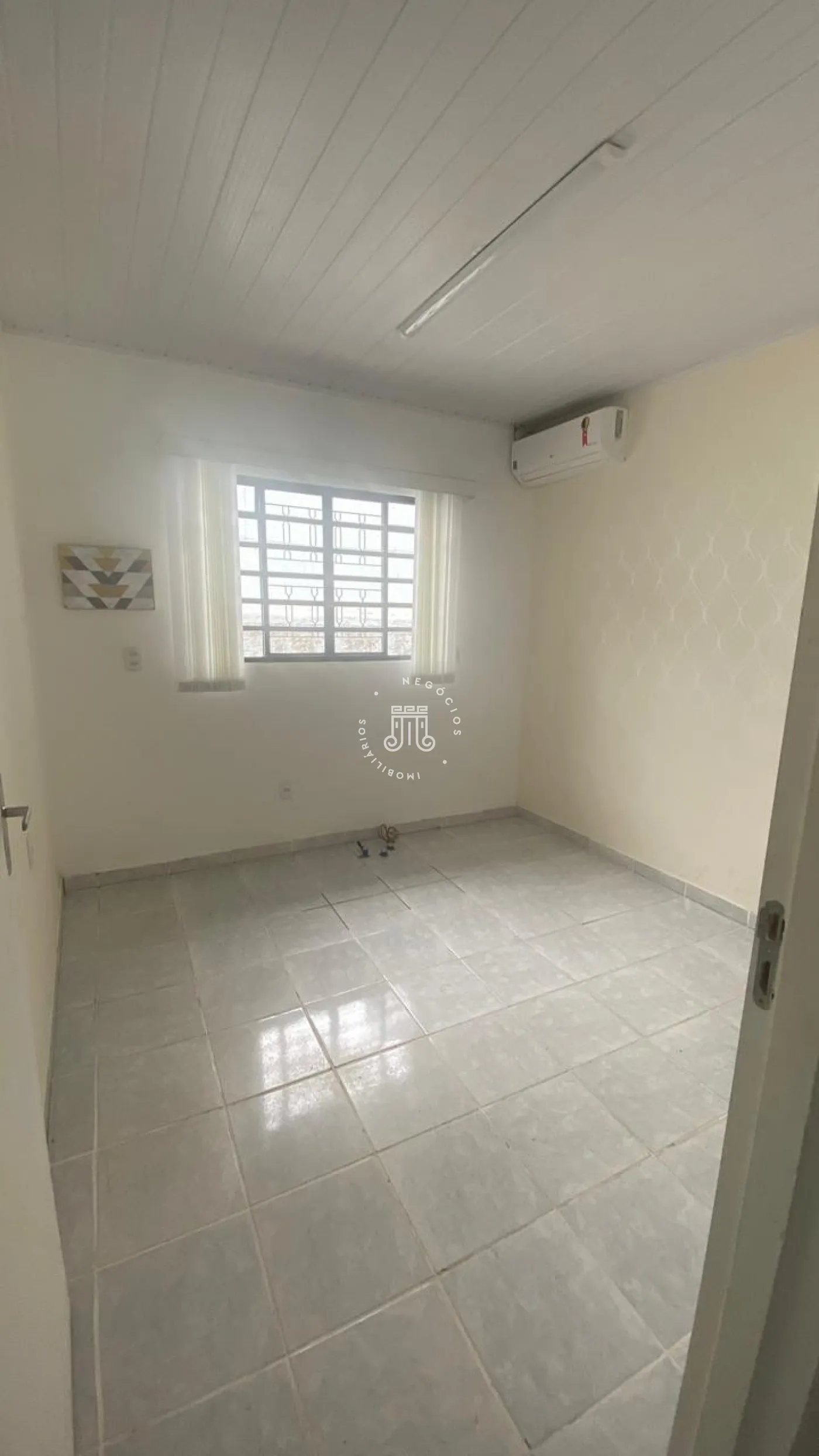 Alugar Comercial / Sala em Jundiaí R$ 1.200,00 - Foto 4