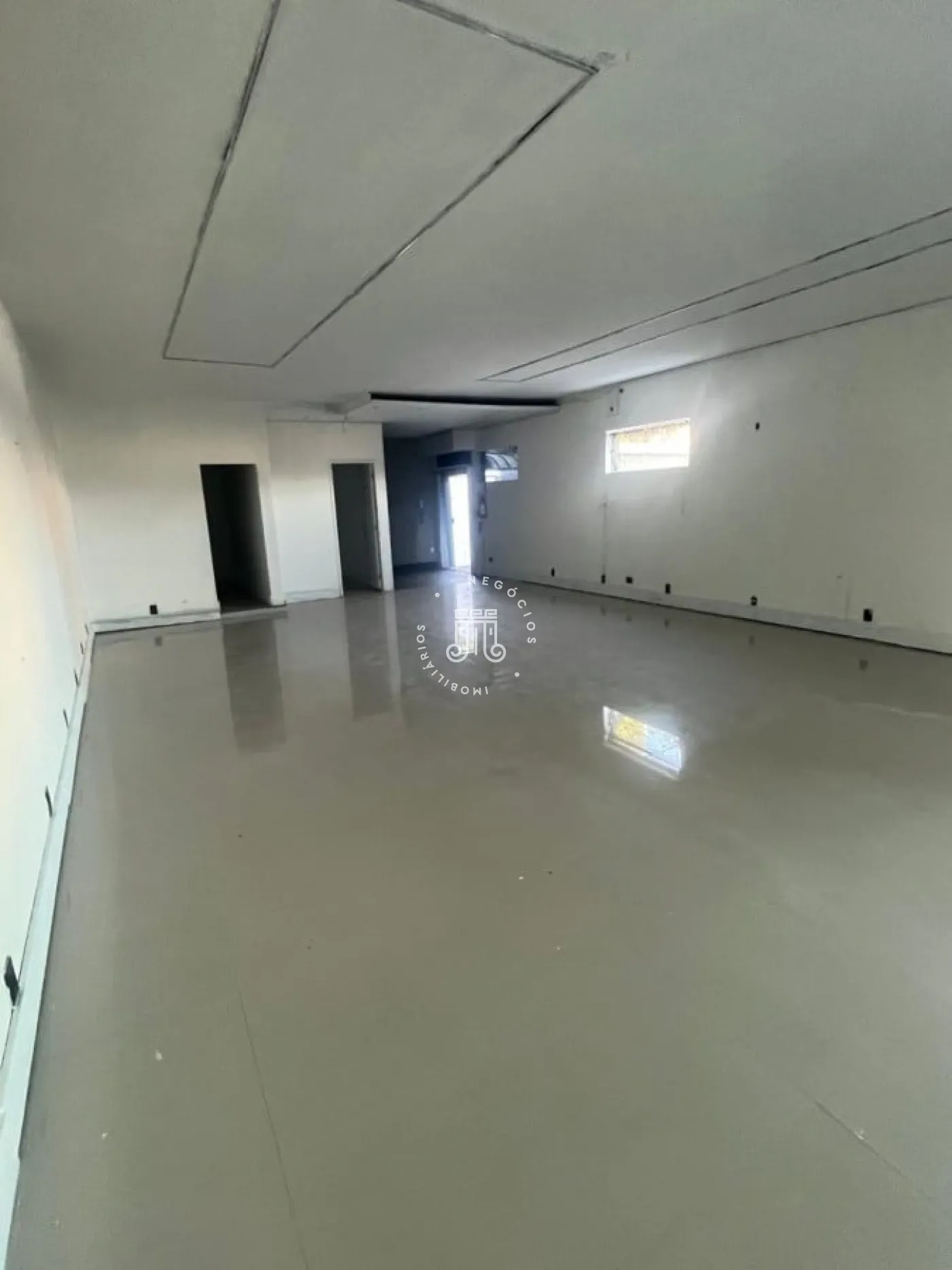 Alugar Comercial / Salão em Jundiaí R$ 6.000,00 - Foto 2
