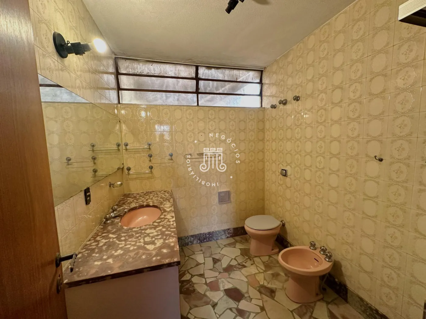 Comprar Comercial / Ponto Comercial em Jundiaí R$ 1.900.000,00 - Foto 4