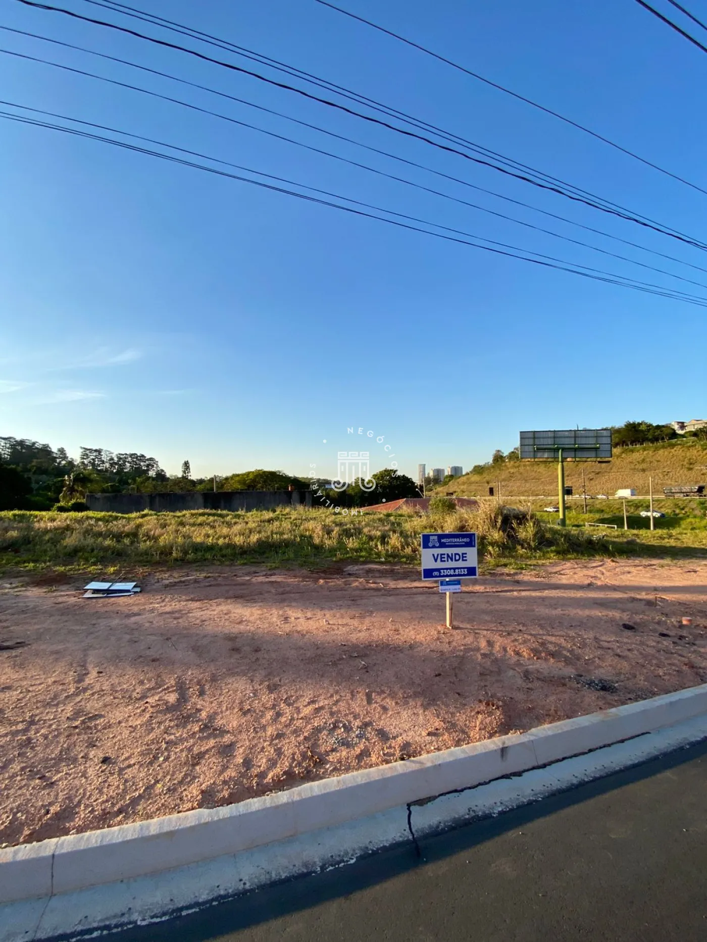 Comprar Terreno / Padrão em Jundiaí R$ 385.000,00 - Foto 5