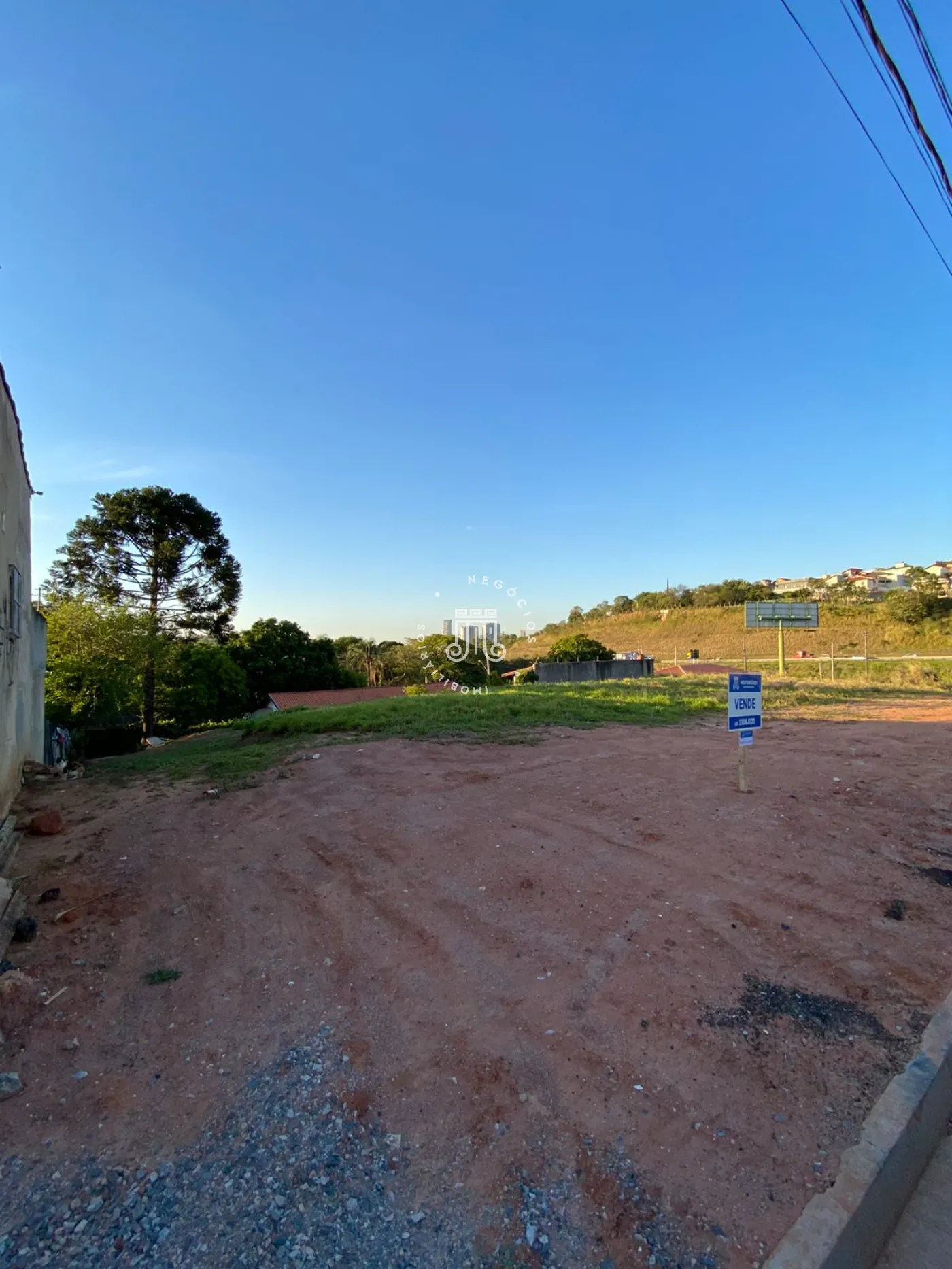 Comprar Terreno / Padrão em Jundiaí R$ 385.000,00 - Foto 3