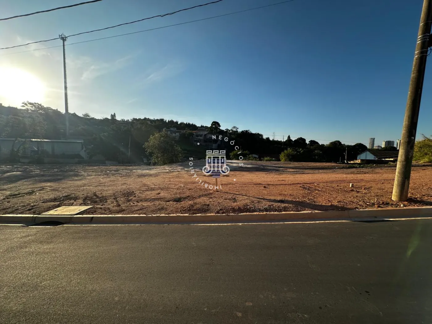 Comprar Terreno / Padrão em Jundiaí R$ 385.000,00 - Foto 5