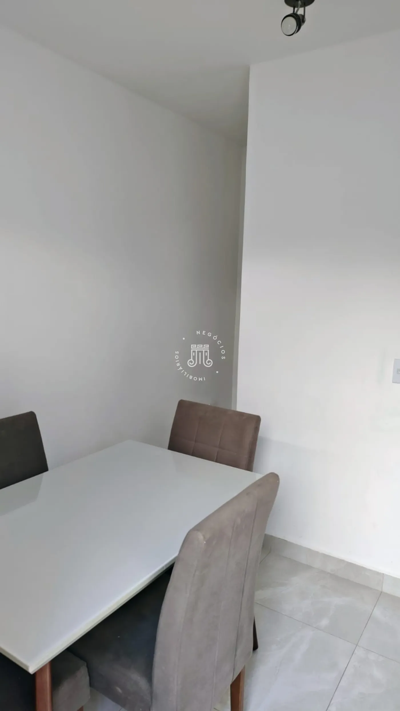 Comprar Casa / Padrão em Jundiaí R$ 980.000,00 - Foto 2