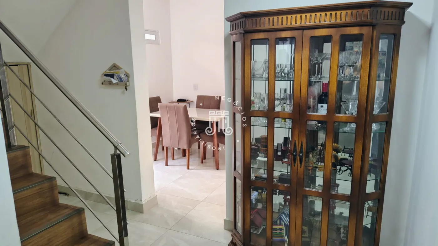 Comprar Casa / Padrão em Jundiaí R$ 980.000,00 - Foto 1