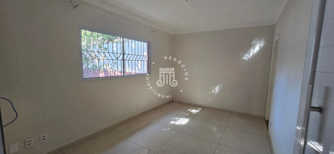 Comprar Casa / Padrão em Jundiaí R$ 670.000,00 - Foto 3