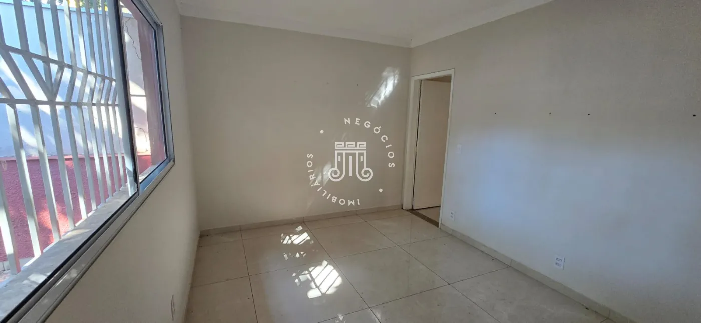 Comprar Casa / Padrão em Jundiaí R$ 670.000,00 - Foto 4