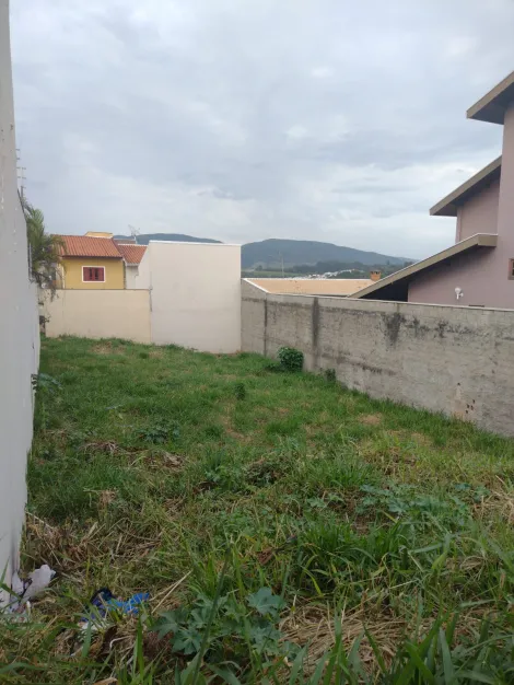 Terreno à venda com 372 m² no Horto Santo Antônio em Jundiaí - SP