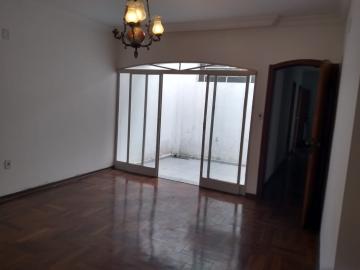 Alugar Casa / Padrão em Jundiaí. apenas R$ 5.000,00