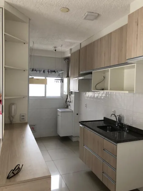 Alugar Apartamento / Padrão em Jundiaí. apenas R$ 1.400,00