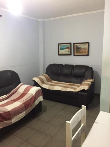 Apartamento à venda com 02 dormitórios no bairro Vila Guilhermina, na cidade de Praia Grande/SP.