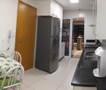 Alugar Apartamento / Padrão em Jundiaí. apenas R$ 1.800.000,00