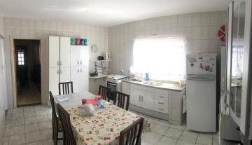 Casa a venda com 2 dormitórios no bairro Jardim Celeste em Jundiaí