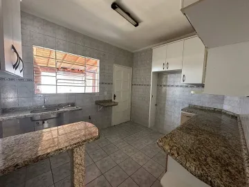 Alugar Casa / Sobrado em Campo Limpo Paulista. apenas R$ 309.600,00