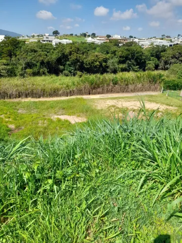 Terreno à venda no condomínio Vivendas do Japi bairro Madeiros em Jundiaí/SP