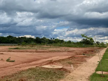 Lote à venda no Condomínio Campos de Medeiros no Bairro Medeiros em Jundiaí/SP.