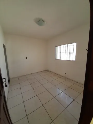 CASA À VENDA COM 2 DORMITÓRIOS NO BAIRRO VILA NOVA ESPÉRIA EM JUNDIAÍ-SP.