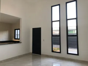 CASA À VENDA COM 3 DORMITÓRIOS NO BAIRRO DA VILA RIO BRANCO EM JUNDIAÍ-SP.