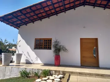 CASA/CHÁCARA COMERCIAL À VENDA COM 04 DORMITÓRIOS (01 SUÍTE) LOCALIZADA NO BAIRRO CENTRO EM ITATIBA EM JUNDIAÍ-SP.