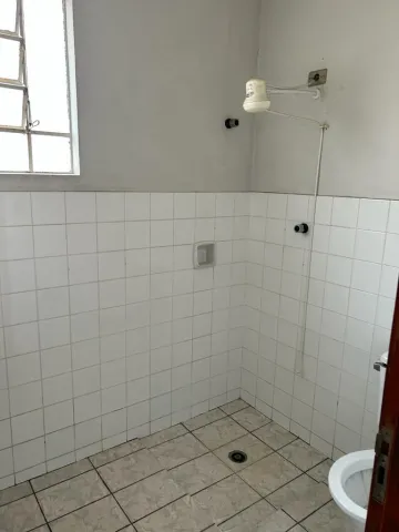 CASA COMERCIAL À VENDA COM SALÃO, LOCALIZADA NO BAIRRO CENTRO EM JUNDIAÍ-SP