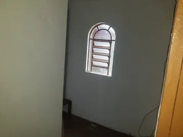 CASA À VENDA COM 02 DORMITÓRIOS, LOCALIZADA NO BAIRRO VILA ARENS II EM JUNDIAÍ-SP.