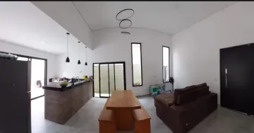 CASA TÉRREA EM CONDOMÍNIO COM LAZER COMPLETO - COM 3 DORMITORIOS (1 suíte), 3 BANHEIROS, 4 VAGAS DE GARAGEM - RESIDENCIAL PECAN - ITUPEVA/SP