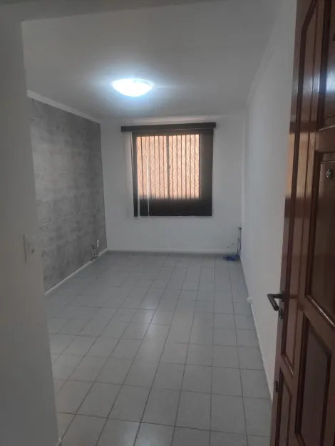 Alugar Apartamento / Padrão em Jundiaí. apenas R$ 1.250,00