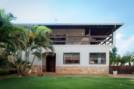 BELÍSSIMA CASA RÚSTICA NO BAIRRO ABADIA EM LOUVEIRA/SP