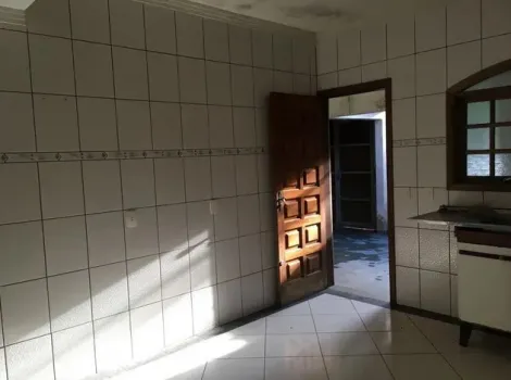 CASA À VENDA COM 300 m2 - 3 DORMITÓRIOS (1 suíte) , 3 BANHEIROS, 2 VAGAS DE GARAGEM - BAIRRO SANTA GERTRUDES - JUNDIAÍ/SP