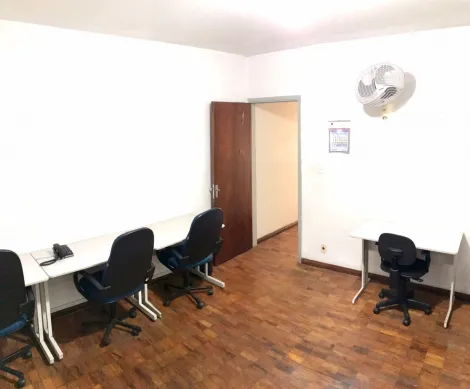 Alugar Casa / Sobrado em Jundiaí. apenas R$ 3.500,00