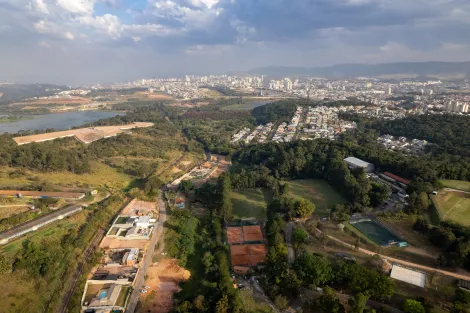 Chácara de 1.000 m², com 234 m² de área útil na Vila Bandeirantes em Jundiaí/SP