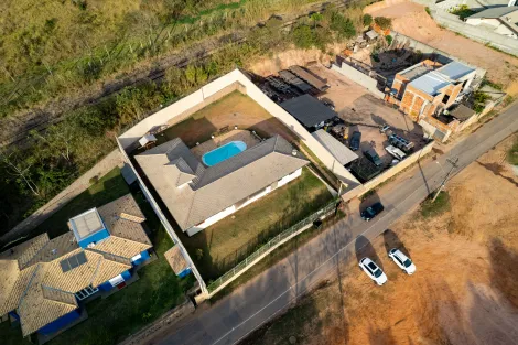 imagem 2 - Chácara de 1.000 m², com 234 m² de área útil na Vila Bandeirantes em Jundiaí/SP imagem 2 - Chácara de 1.000 m², com 234 m² de área útil na Vila Bandeirantes em Jundiaí/SP