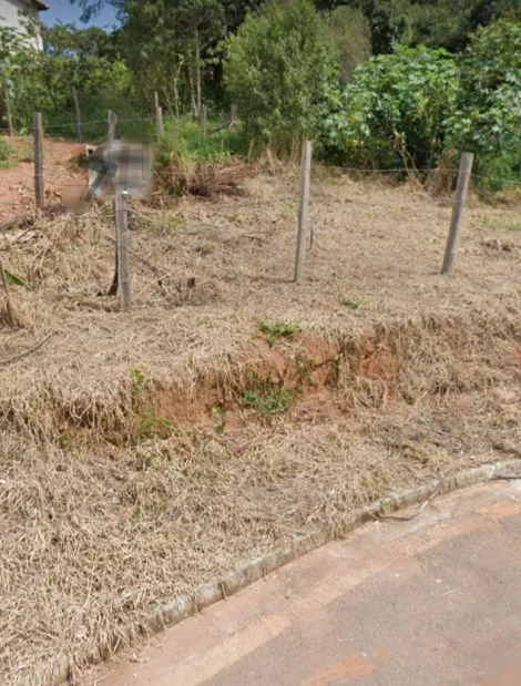 TERRENO PRÓXIMO À SERRA DO JAPI