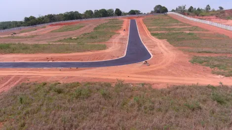 LOTE EM CONDOMÍNIO DE ALTO PADRÃO TAMBORÉ NO CAXAMBU EM JUNDIAÍ/SP