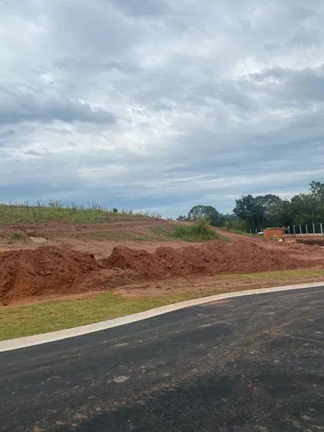 TERRENO DE 1.506 m² À VENDA NO CONDOMÍNIO DE ALTO PADRÃO TAMBORÉ EM JUNDIAÍ/SP