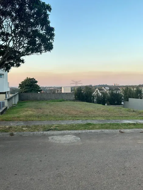 imagem 4 - TERRENO À VENDA COM ÓTIMA TIPOGRAFIA PLANA NO CONDOMÍNIO RESERVA DA SERRA. imagem 4 - TERRENO À VENDA COM ÓTIMA TIPOGRAFIA PLANA NO CONDOMÍNIO RESERVA DA SERRA.