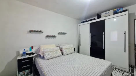 imagem 3 - CASA COM SALÃO COMERCIAL À VENDA NO BAIRRO IVOTURUCAIA EM JUNDIAÍ - SP. imagem 3 - CASA COM SALÃO COMERCIAL À VENDA NO BAIRRO IVOTURUCAIA EM JUNDIAÍ - SP.